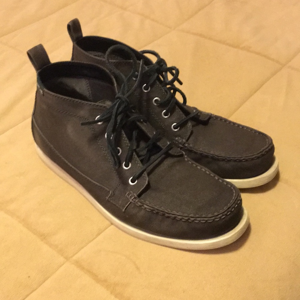 Eastland grey canvas 11.5 chukka style shoe boot moc toe.
